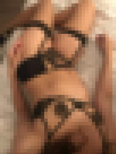 Photo from Lita into Je montre mes sous-vêtements